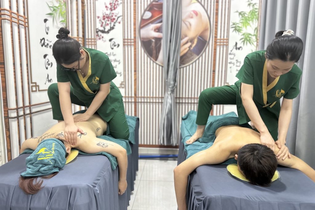 lưu ý học massage trị liệu
