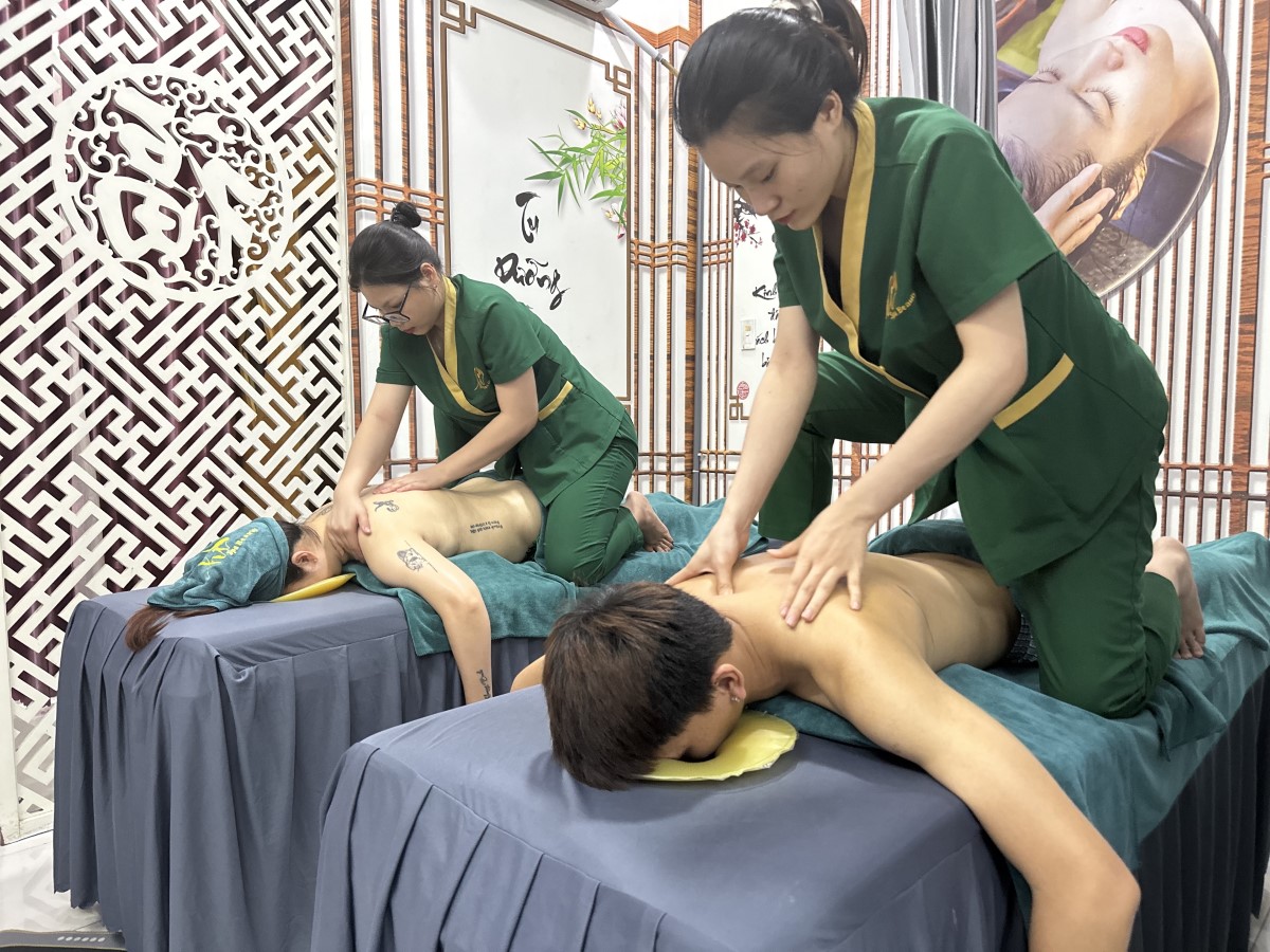 Dịch vụ massage trị liệu cho nam hiệu quả tại Hi Spa