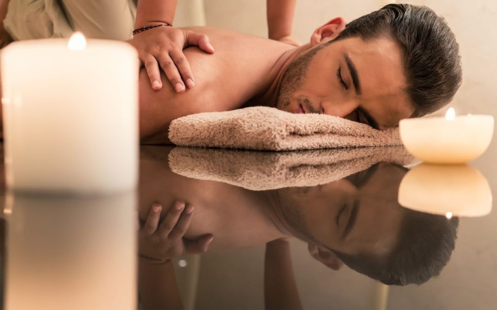 cách massage body cho nam hiệu quả